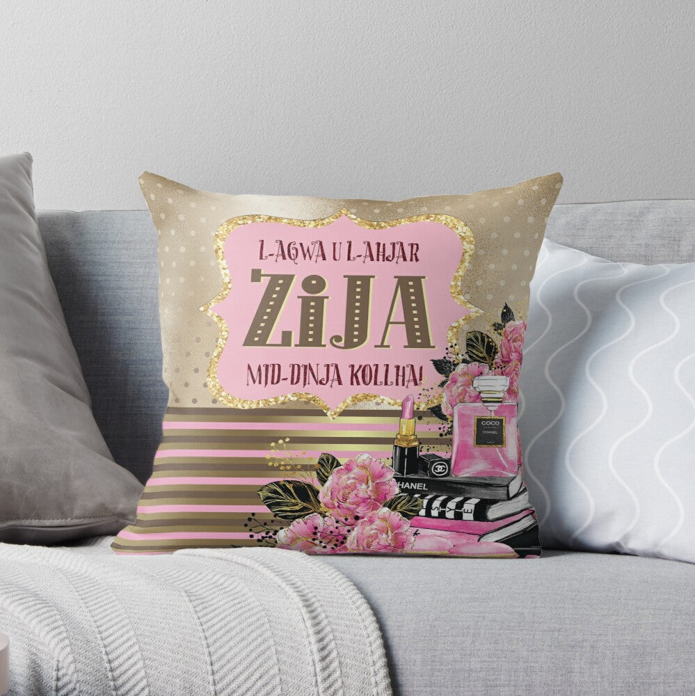 Cushion for aunt (with gold and makeup background)