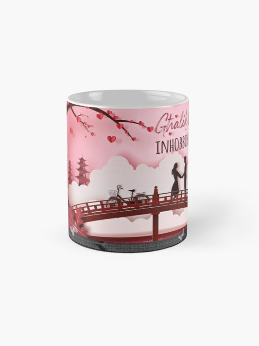 Mug for loved ones (with a couple on a bridge)